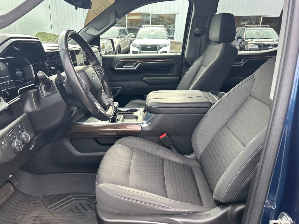 Used 2023 Chevrolet Silverado 1500 RST image 5