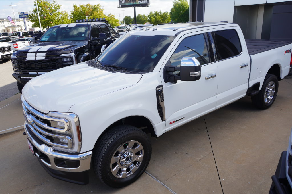 Certified 2025 Ford F250 King Ranch w/ Chrome Package AWD/4WD image 17