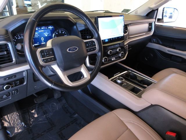 Certified 2024 Ford Expedition Max XLT image 13