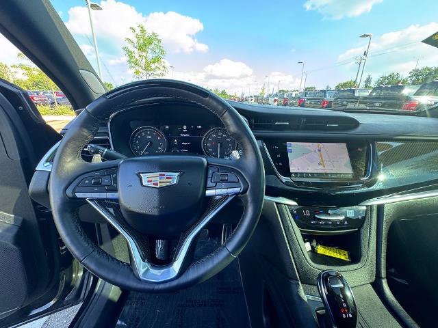 Used 2024 Cadillac XT6 Sport w/ Technology Package AWD/4WD image 11