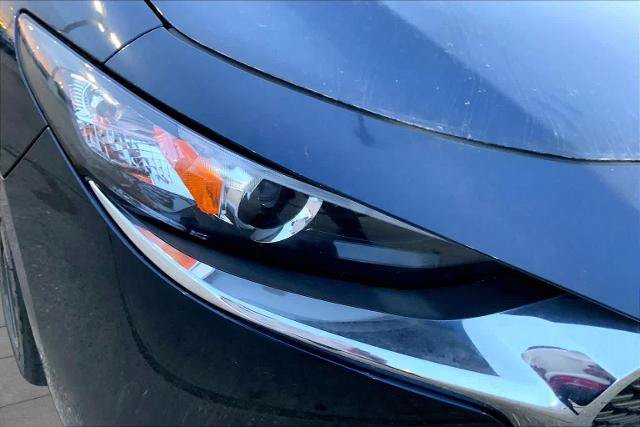 Used 2025 MAZDA MAZDA3 s FWD image 27