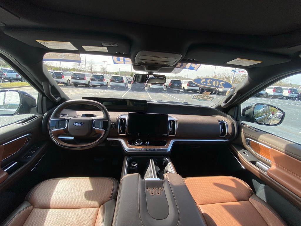 Certified 2025 Ford Expedition King Ranch image 24