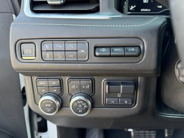 Used 2023 GMC Yukon XL Denali Ultimate AWD/4WD image 15