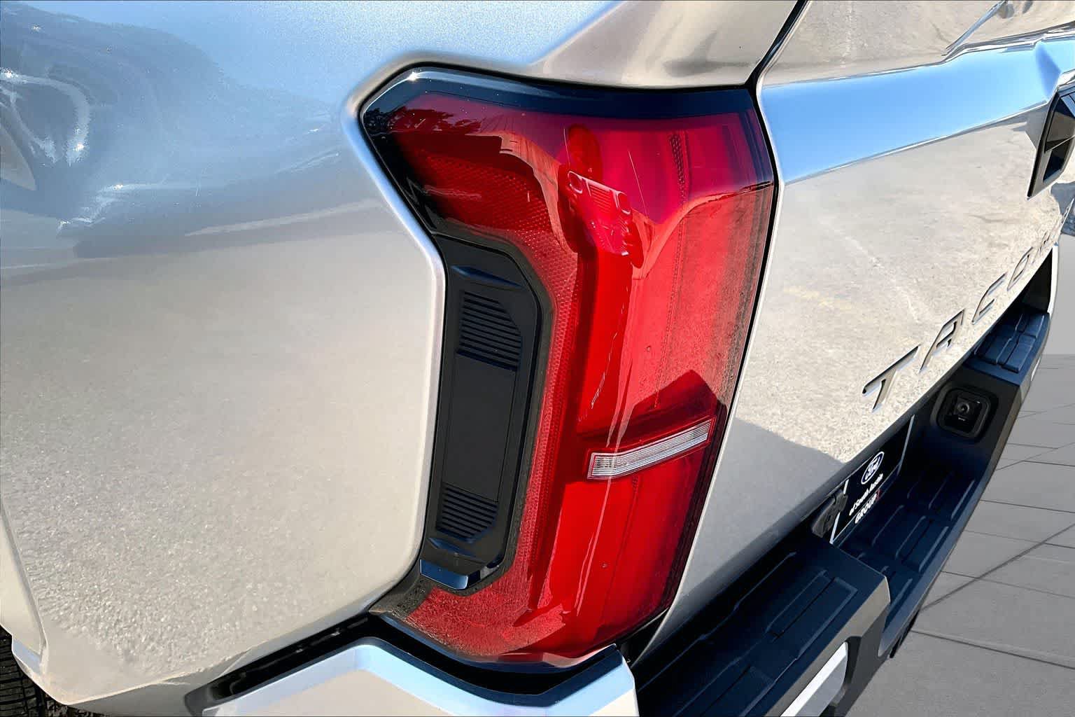Used 2025 Toyota Tacoma SR5 RWD image 28