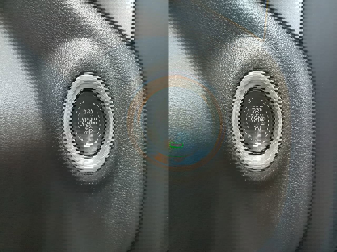 Used 2019 Chevrolet Silverado 1500 RST AWD/4WD image 26