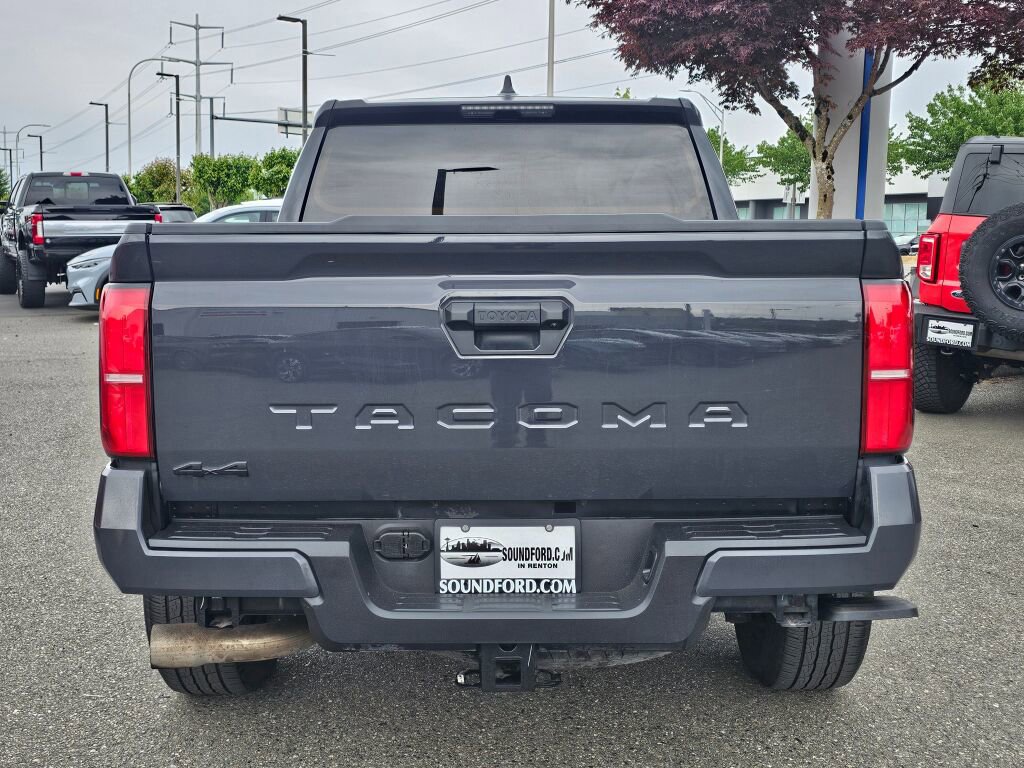 Used 2024 Toyota Tacoma SR5 AWD/4WD image 4