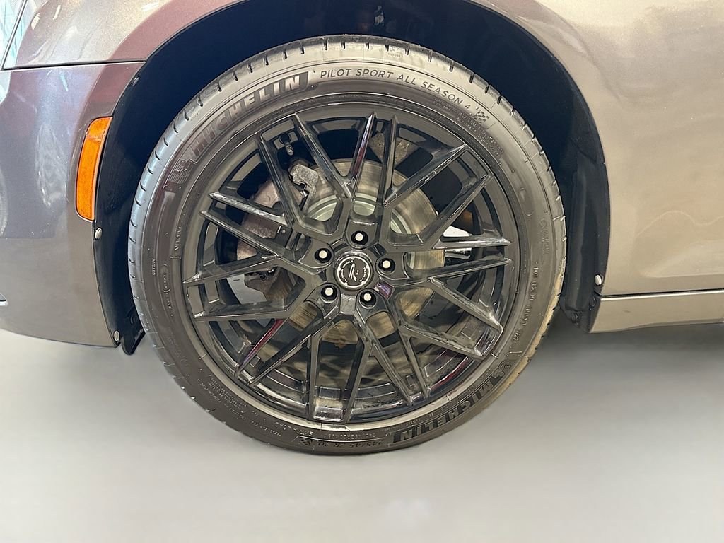 Used 2019 Chrysler 300 S image 22