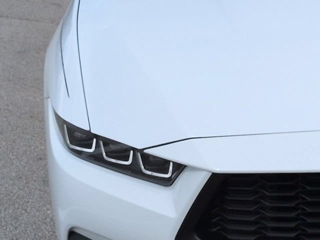 Certified 2024 Ford Mustang Convertible RWD image 10