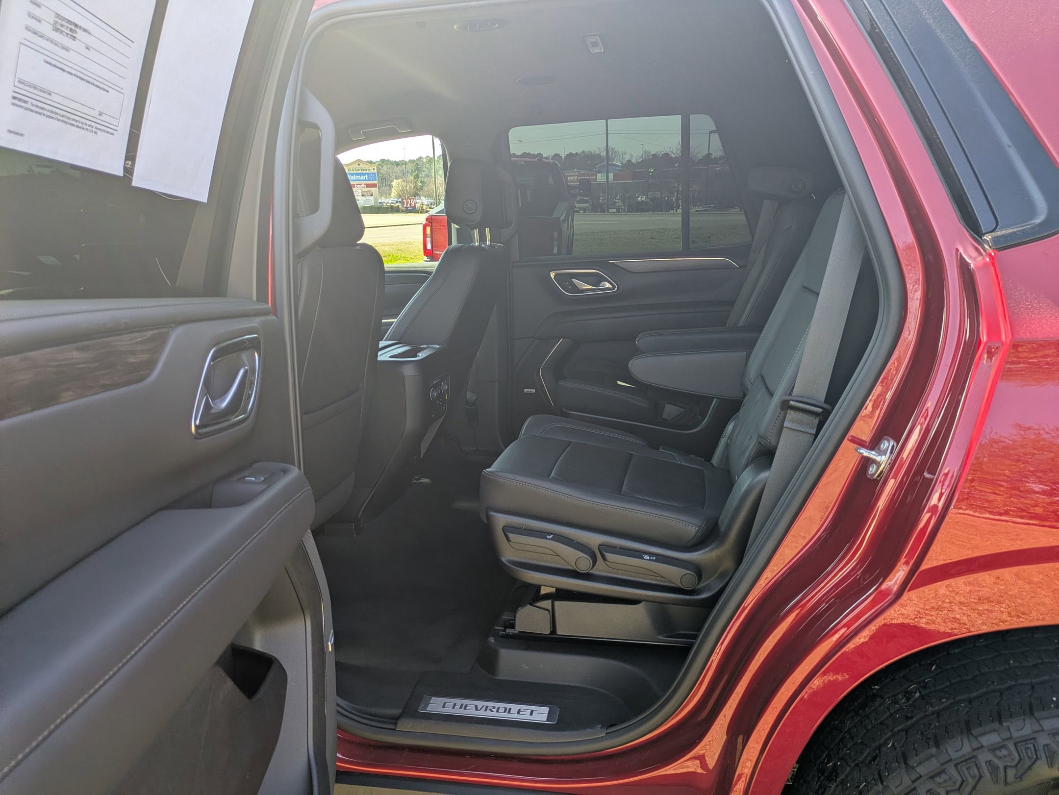 Used 2024 Chevrolet Tahoe Z71 image 31