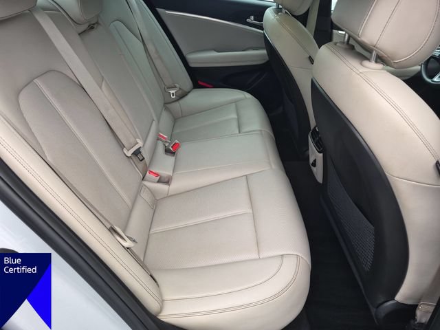 Used 2022 Genesis G70 2.0T RWD image 28