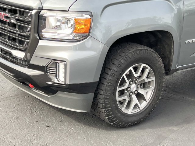 Used 2022 GMC Canyon AT4 w/ Trailering Package AWD/4WD image 9