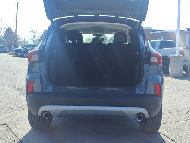 Certified 2024 Ford Escape Platinum AWD/4WD image 10