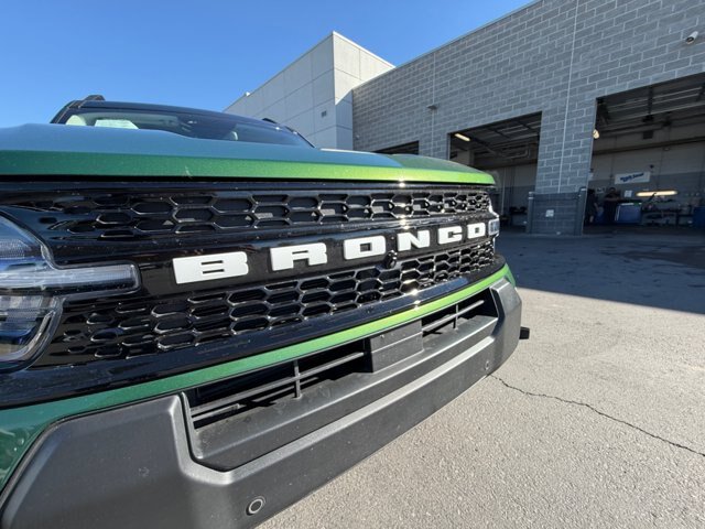 Certified 2025 Ford Bronco Sport Outer Banks w/ Outer Banks Tech Package+ AWD/4WD image 23