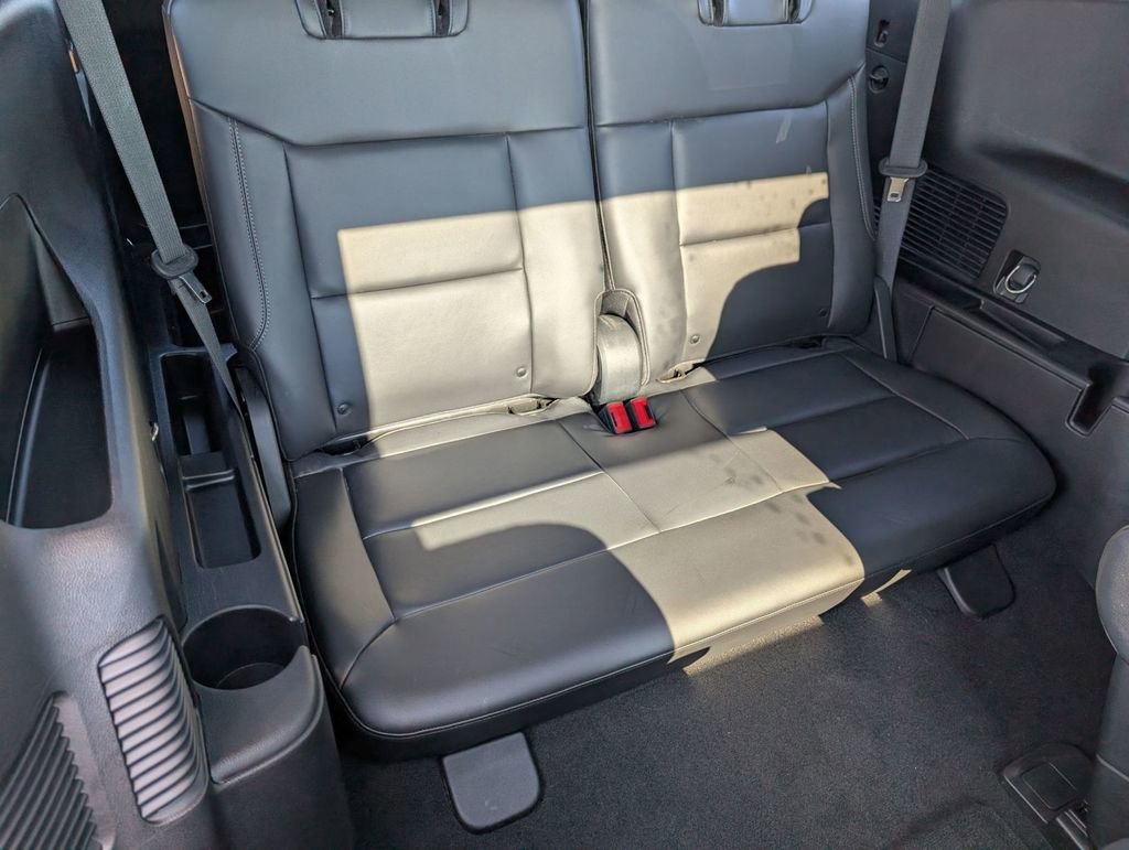 Certified 2021 Ford Explorer XLT w/ Equipment Group 202A image 51