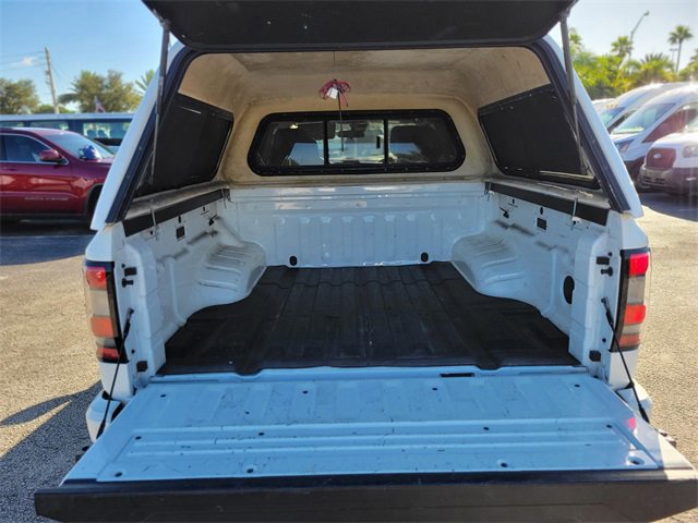 Used 2022 Nissan Frontier SV w/ Technology Package image 6