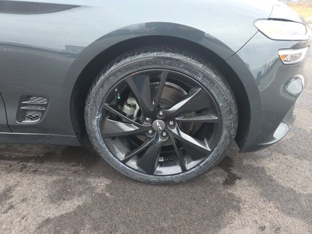 Used 2023 Genesis G70 2.0T w/ Sport Prestige Package image 8