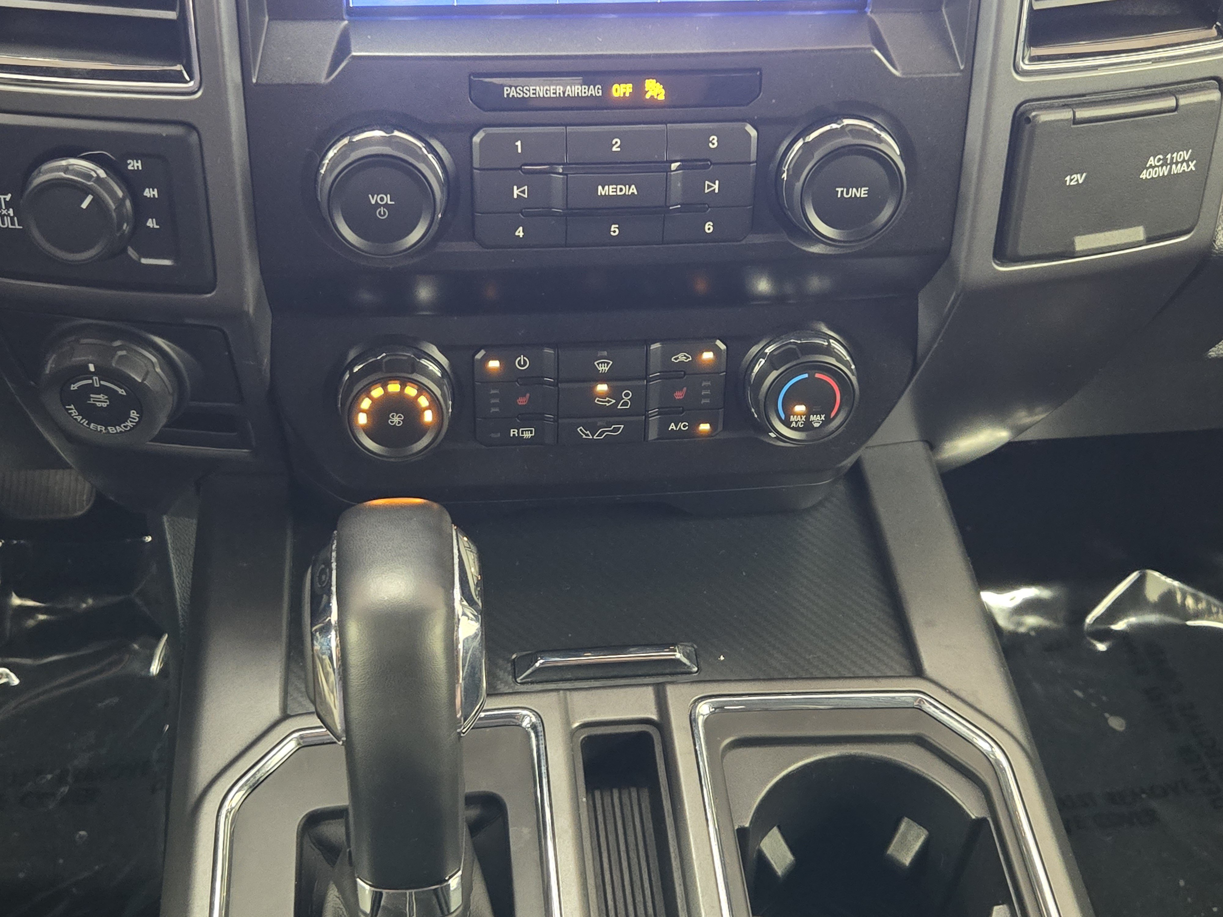 Certified 2020 Ford F150 XLT w/ Equipment Group 302A Luxury AWD/4WD image 20