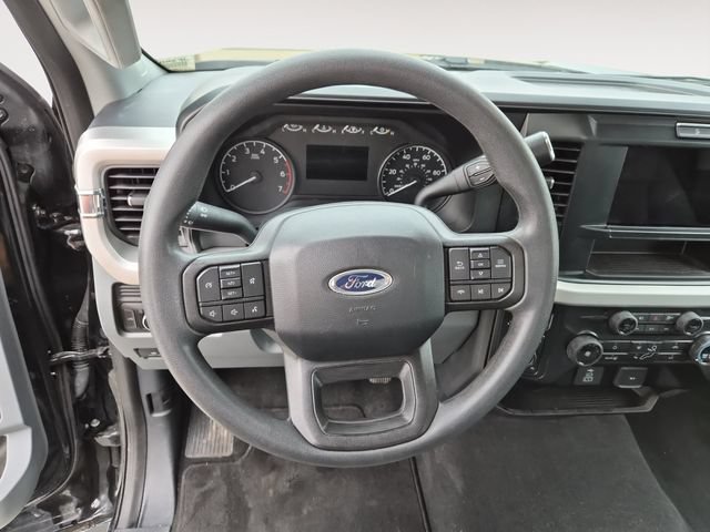 Certified 2025 Ford F250 XLT w/ 360-Degree Camera Package AWD/4WD image 13