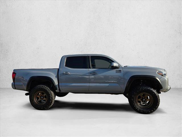 Used 2019 Toyota Tacoma TRD Off-Road w/ Technology Package image 2
