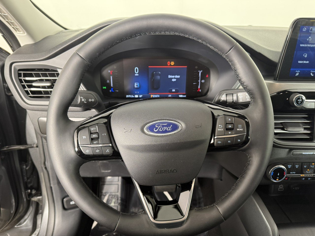 Certified 2025 Ford Escape Active w/ Cold Weather Package FWD image 21