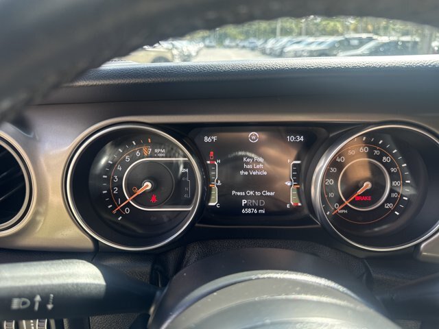 Used 2021 Jeep Gladiator Sport AWD/4WD image 17