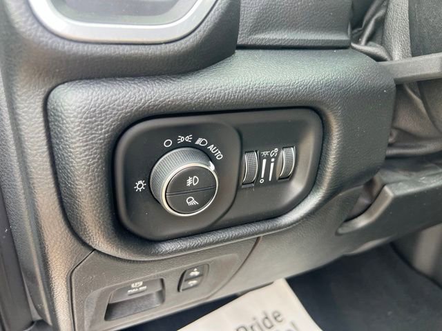 Used 2019 RAM 1500 Big Horn AWD/4WD image 8