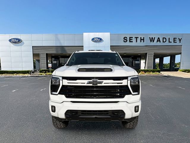 Used 2024 Chevrolet Silverado 2500 LTZ w/ LTZ Plus Package image 2