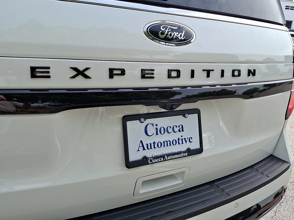 Certified 2024 Ford Expedition Limited AWD/4WD image 33