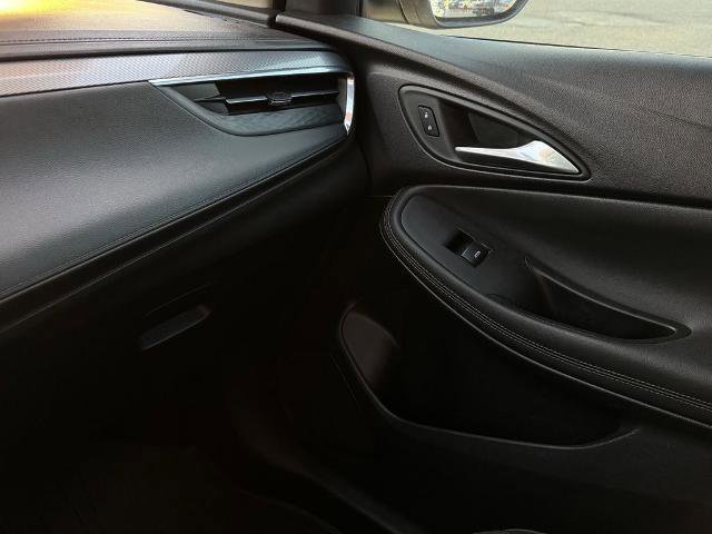 Used 2025 Buick Encore GX Preferred image 27