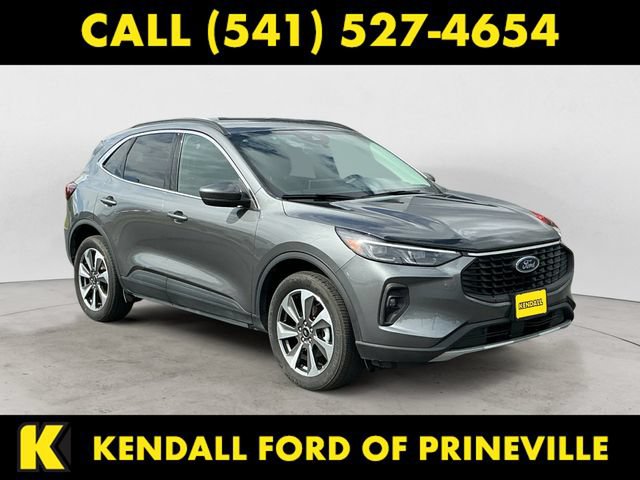 Certified 2025 Ford Escape Platinum AWD/4WD image 3