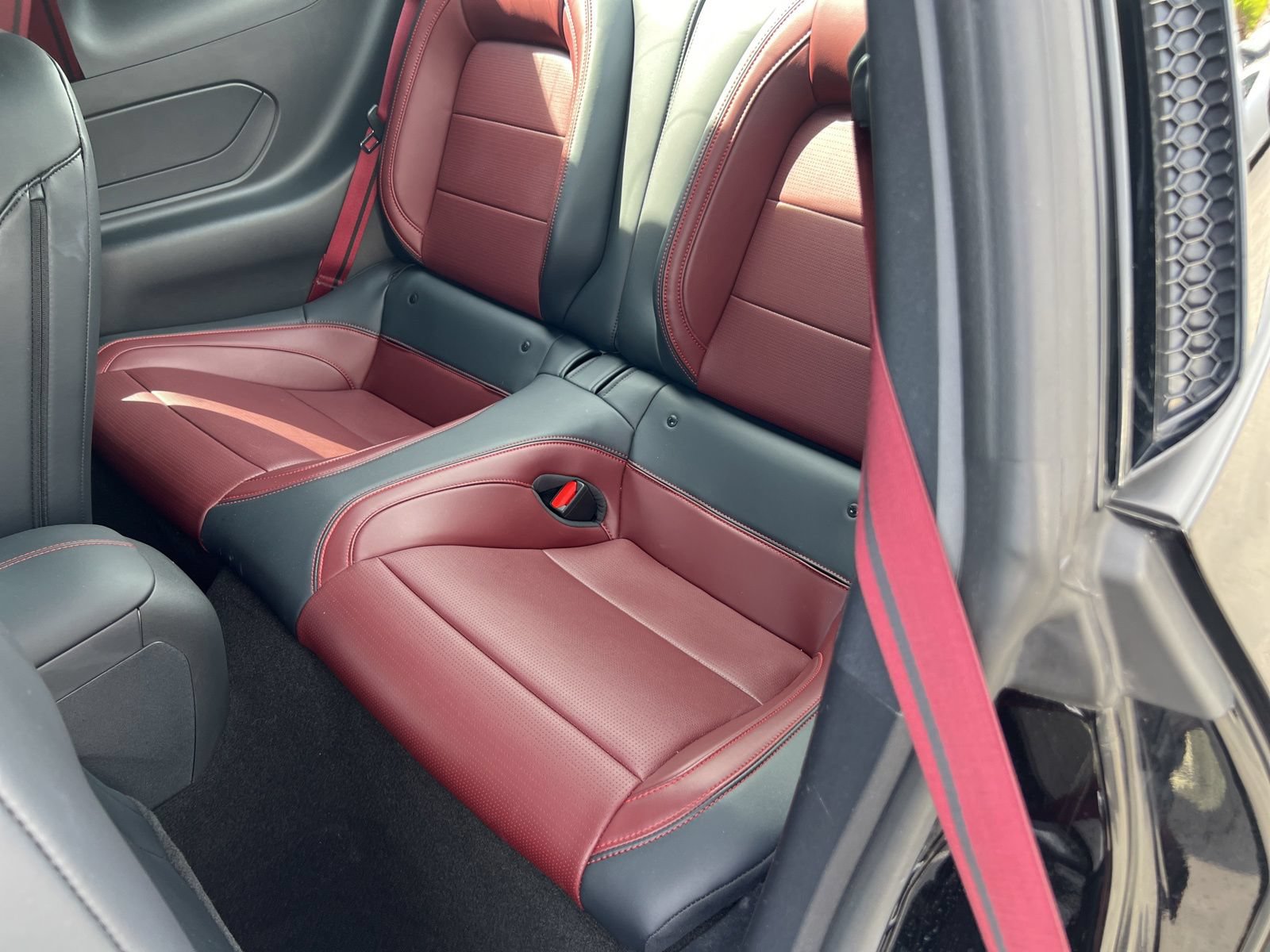 Certified 2025 Ford Mustang GT Premium RWD image 33