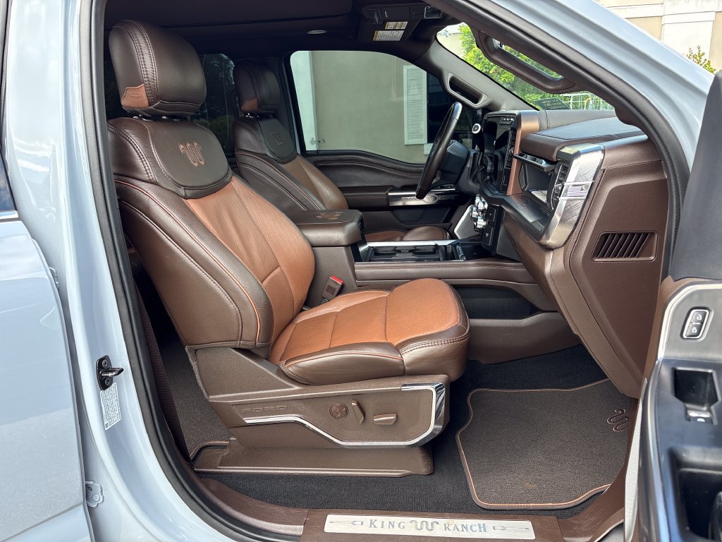 Certified 2024 Ford F250 King Ranch w/ Chrome Package AWD/4WD image 7