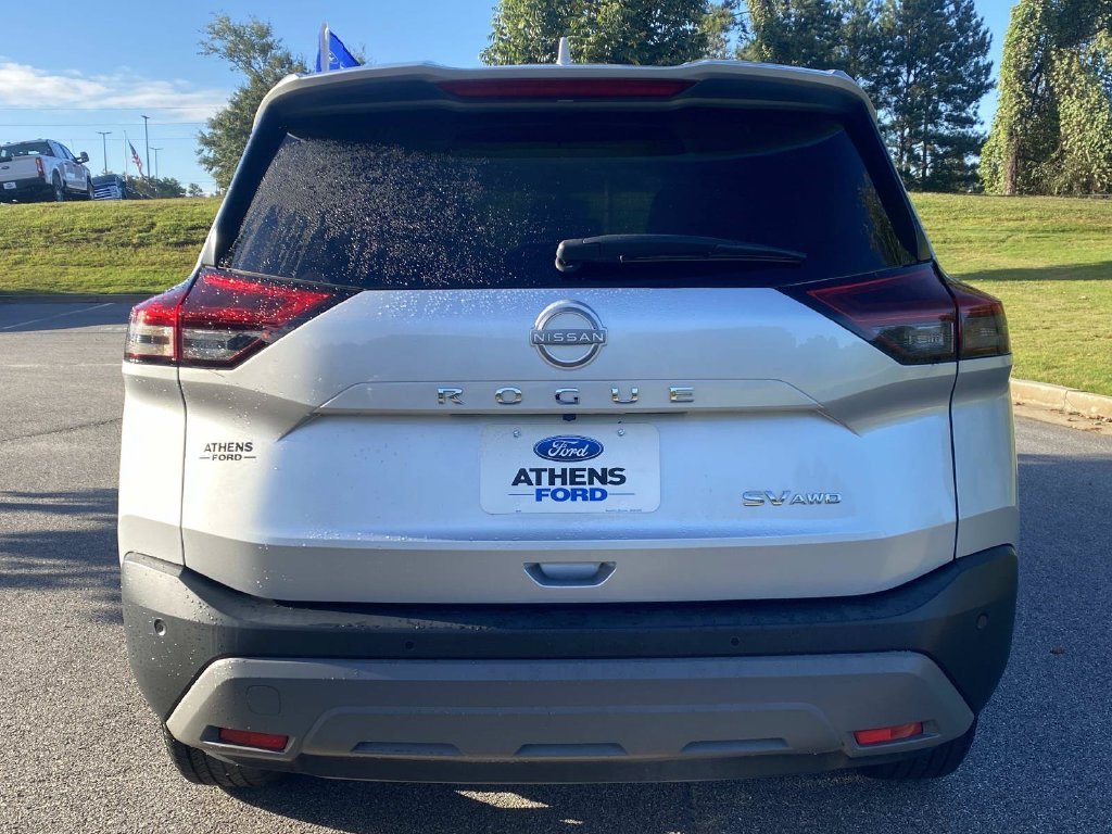 Used 2023 Nissan Rogue SV AWD/4WD image 4