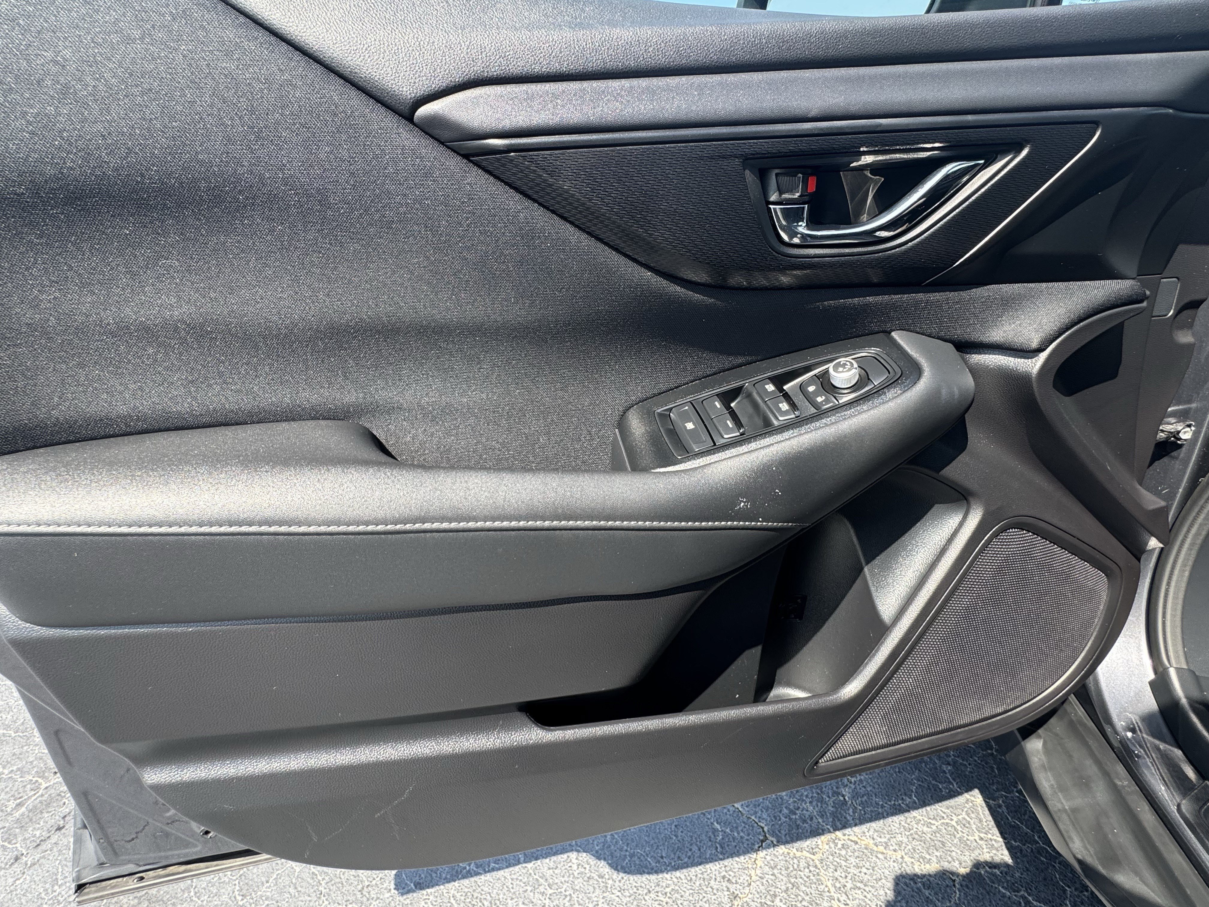 Used 2023 Subaru Outback Premium AWD/4WD image 11
