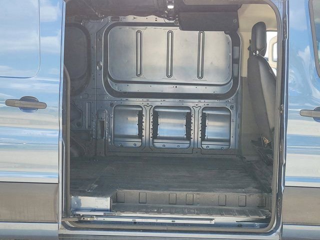 Certified 2023 Ford Transit 150 Low Roof RWD image 15