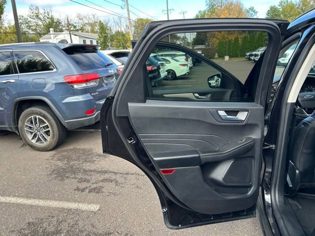 Certified 2022 Ford Escape SEL image 17
