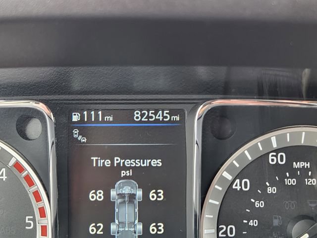 Used 2019 Nissan Titan SV w/ SV Convenience Package image 27