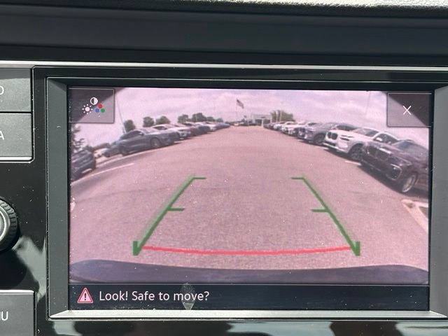 Used 2024 Volkswagen Jetta SE FWD image 24