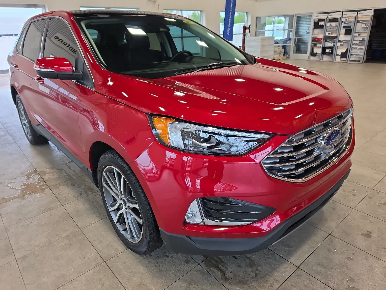 Certified 2024 Ford Edge Titanium w/ Equipment Group 301A AWD/4WD image 5