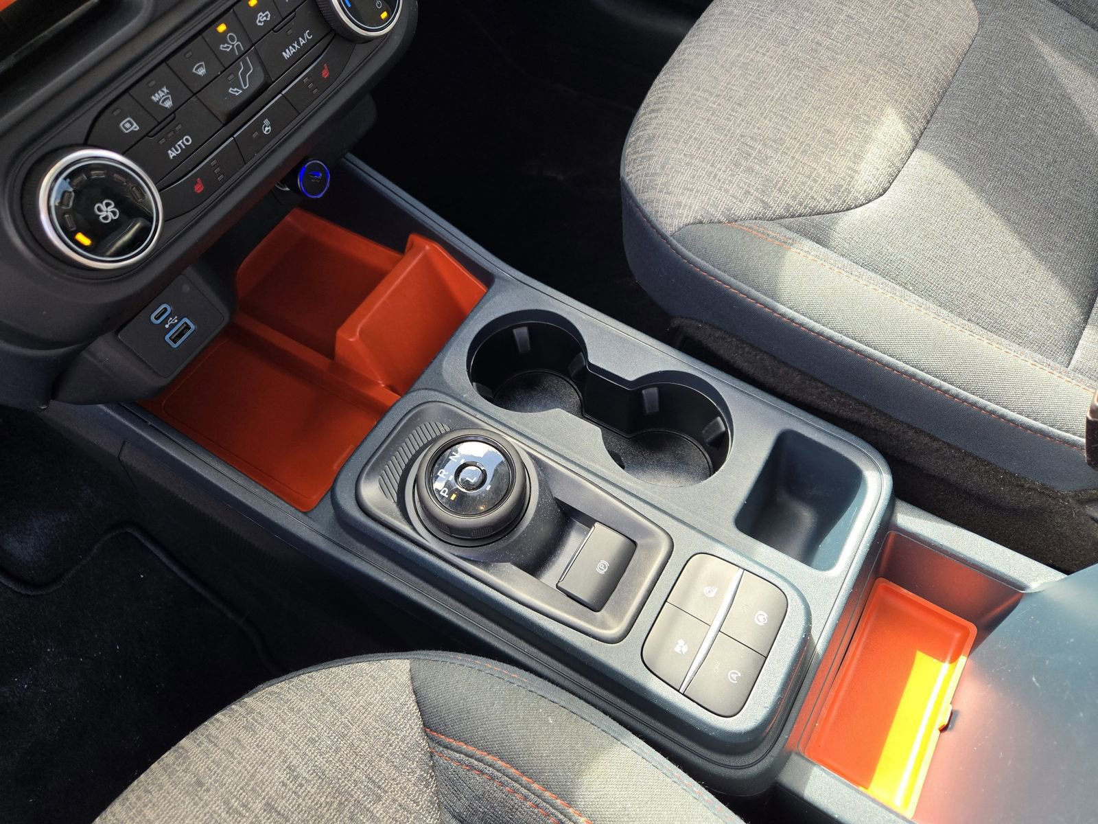 Certified 2024 Ford Maverick XLT w/ XLT Luxury Package image 18