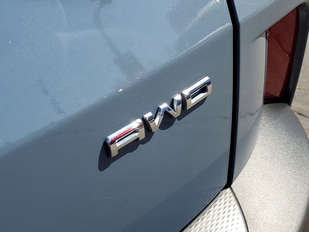 Certified 2025 Ford Escape Platinum AWD/4WD image 39