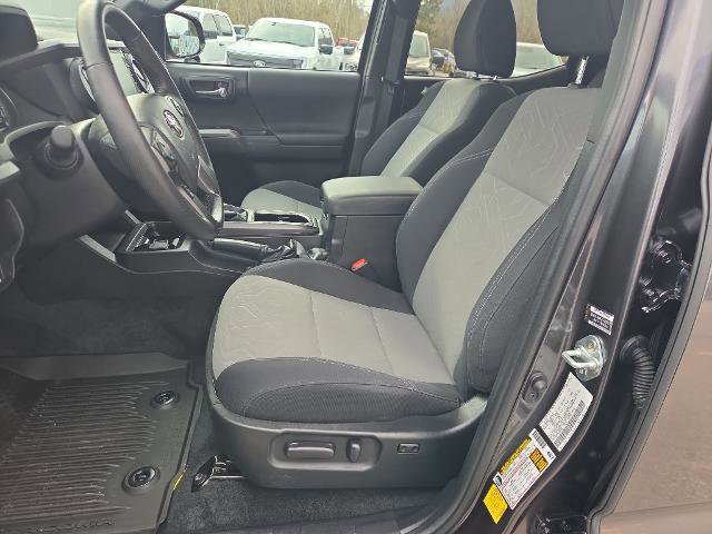 Used 2023 Toyota Tacoma TRD Off-Road w/ Black Out Package (TMS) image 19