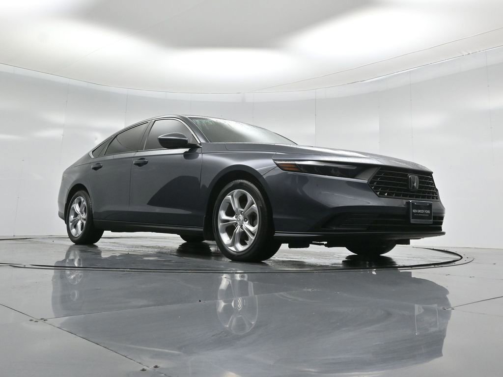 Used 2023 Honda Accord LX image 5