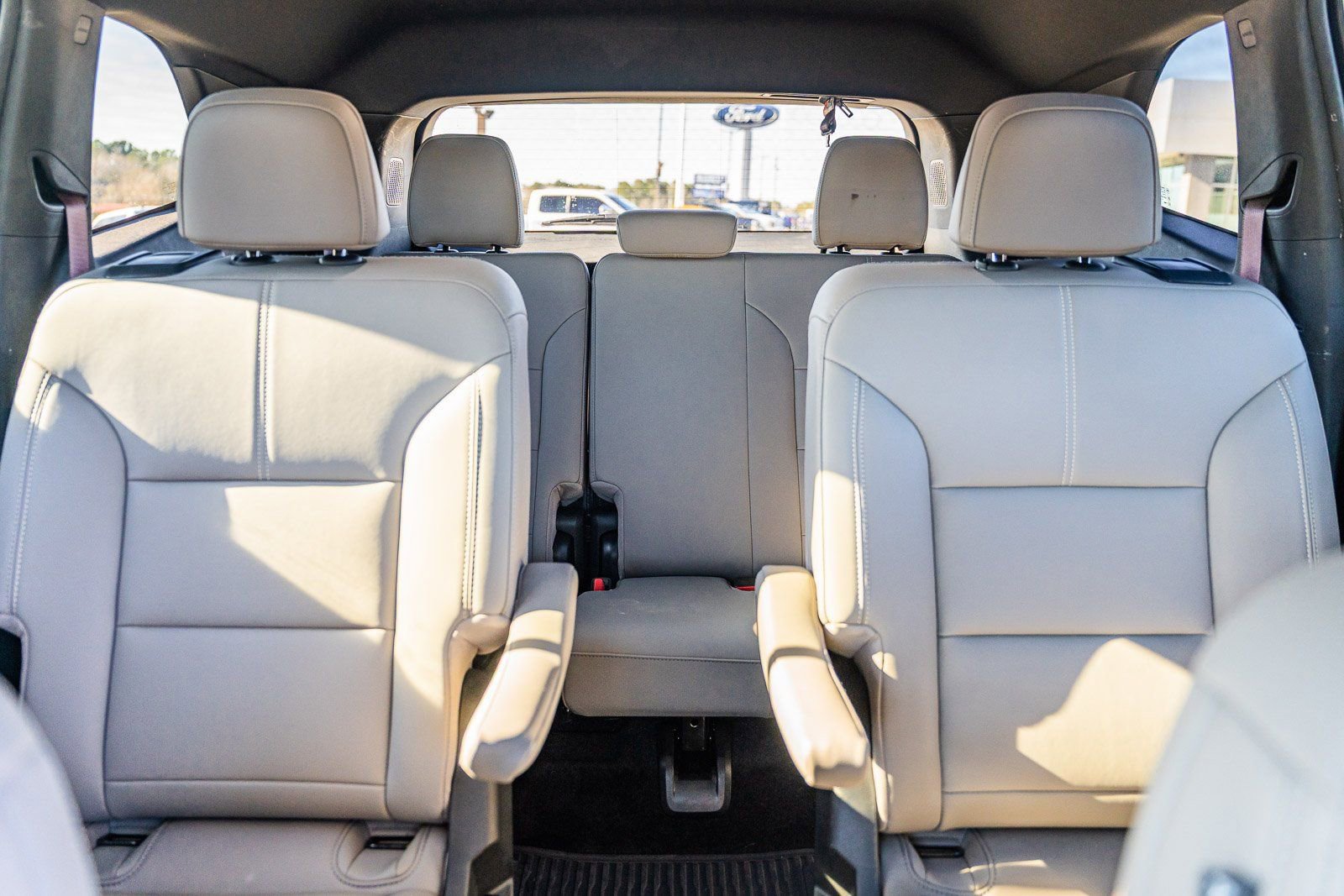 Used 2024 GMC Acadia Elevation w/ Black Edition image 20