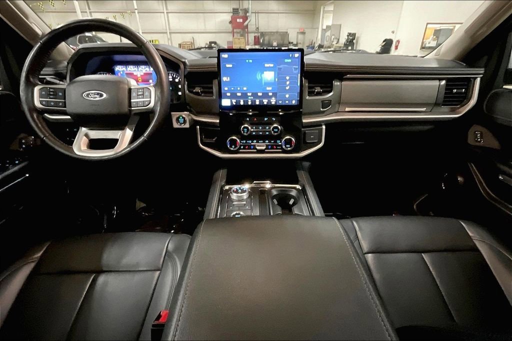Certified 2024 Ford Expedition Max XLT image 14