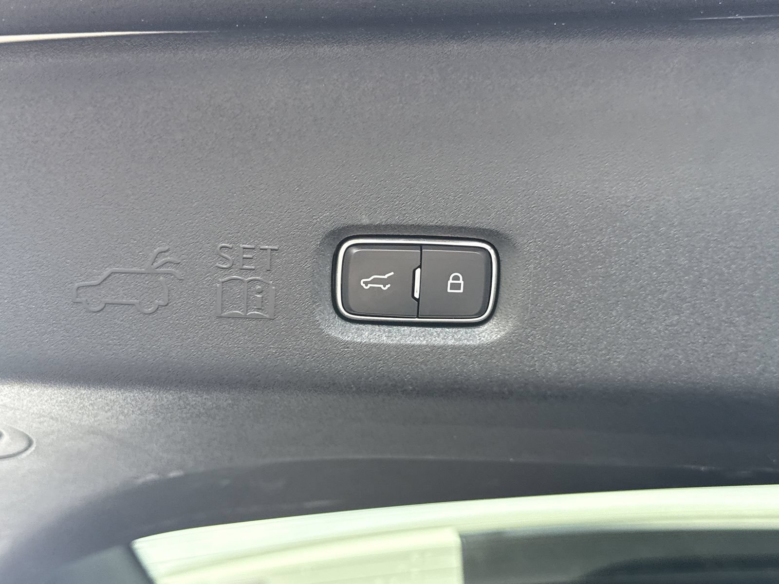 Certified 2025 Ford Expedition Max Active AWD/4WD image 15
