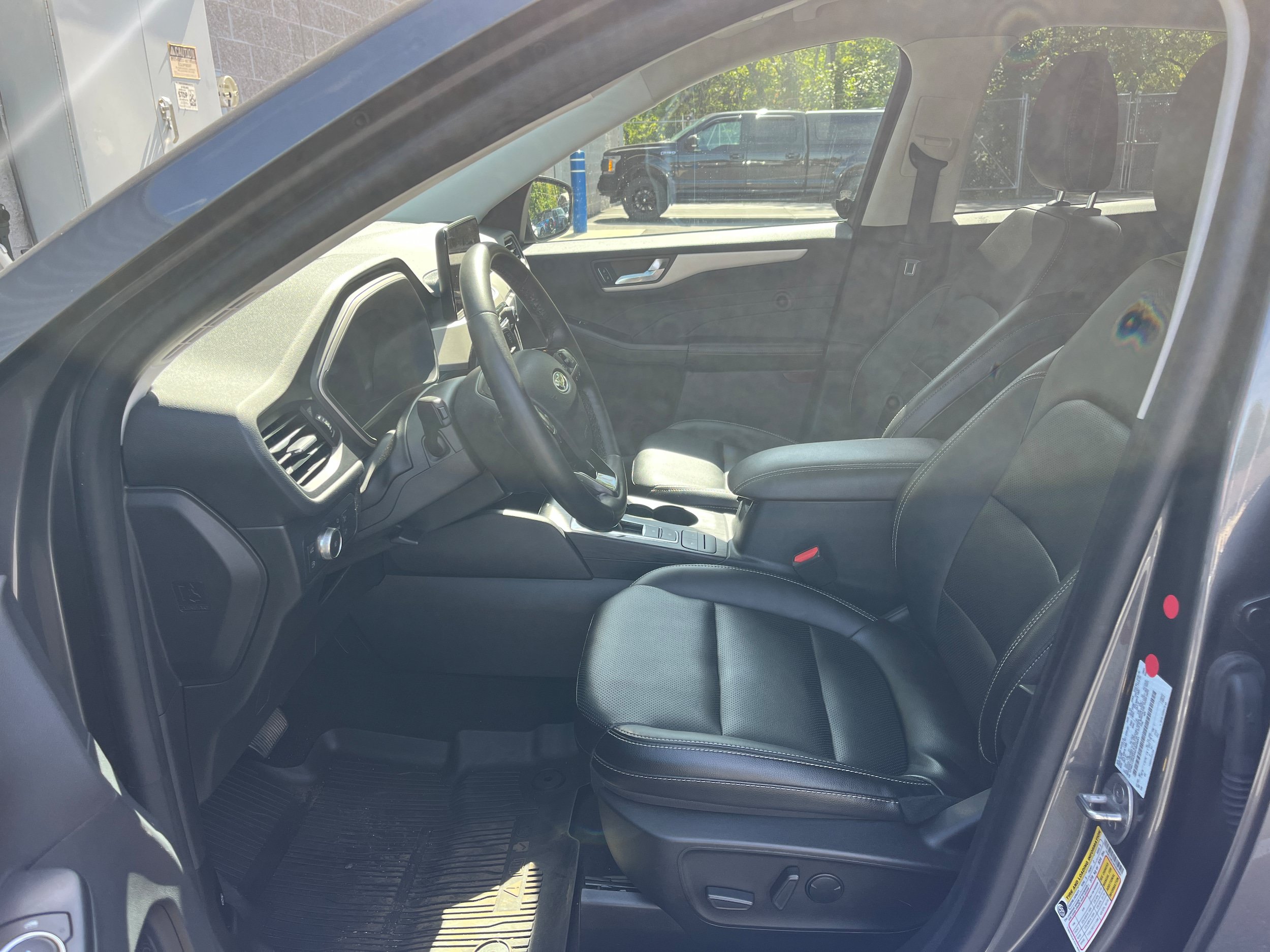 Certified 2022 Ford Escape SEL w/ Technology Package FWD image 10