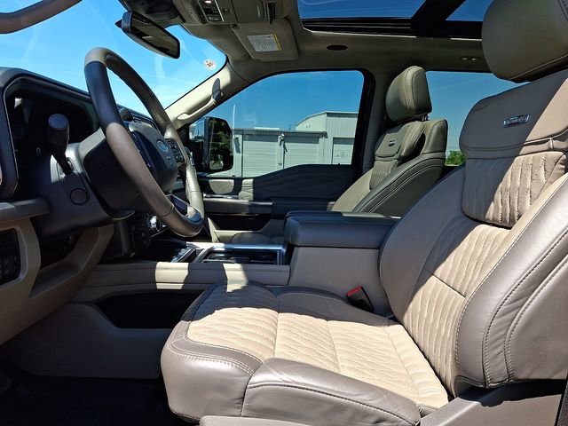 Certified 2026 Ford F350 Platinum w/ Platinum Plus Package AWD/4WD image 13