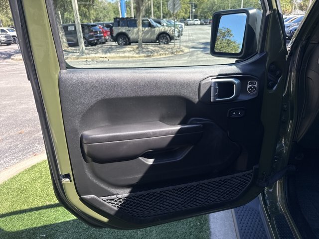 Used 2020 Jeep Wrangler Sport AWD/4WD image 14