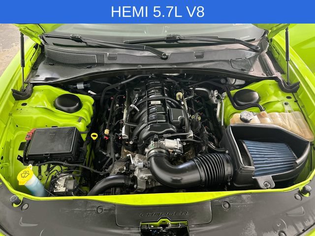 Used 2019 Dodge Charger R/T w/ Plus Group RWD image 30